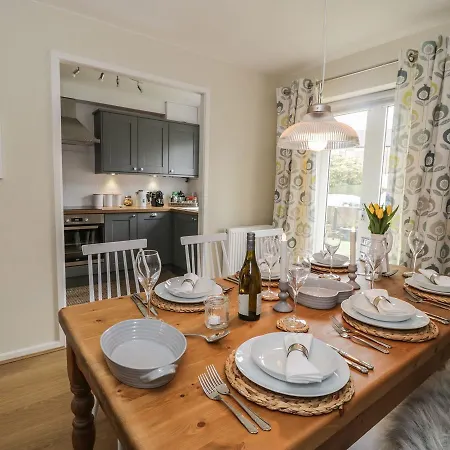28 Clementhorpe,