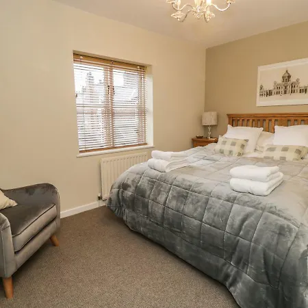 Holiday home 28 Clementhorpe, *