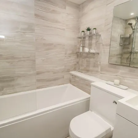 28 Clementhorpe,
